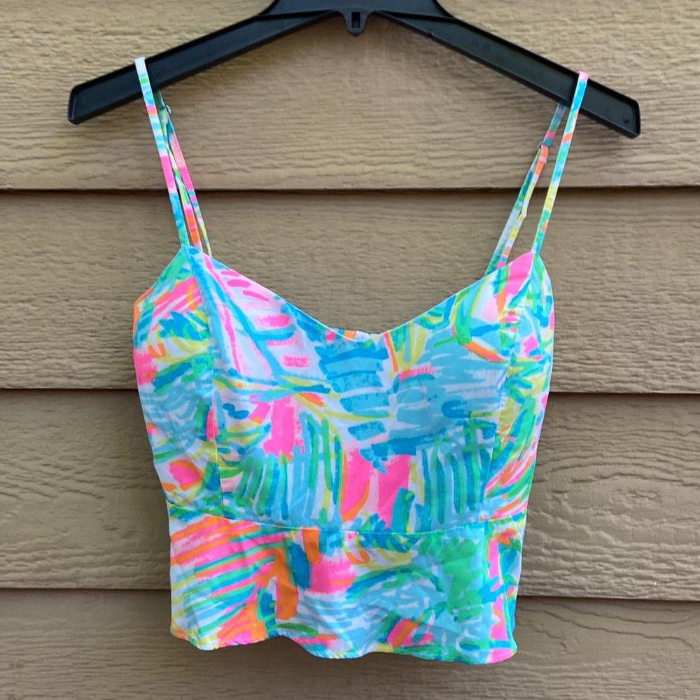 Lilly Pulitzer Linnea Crop Top size 6–adjustable straps